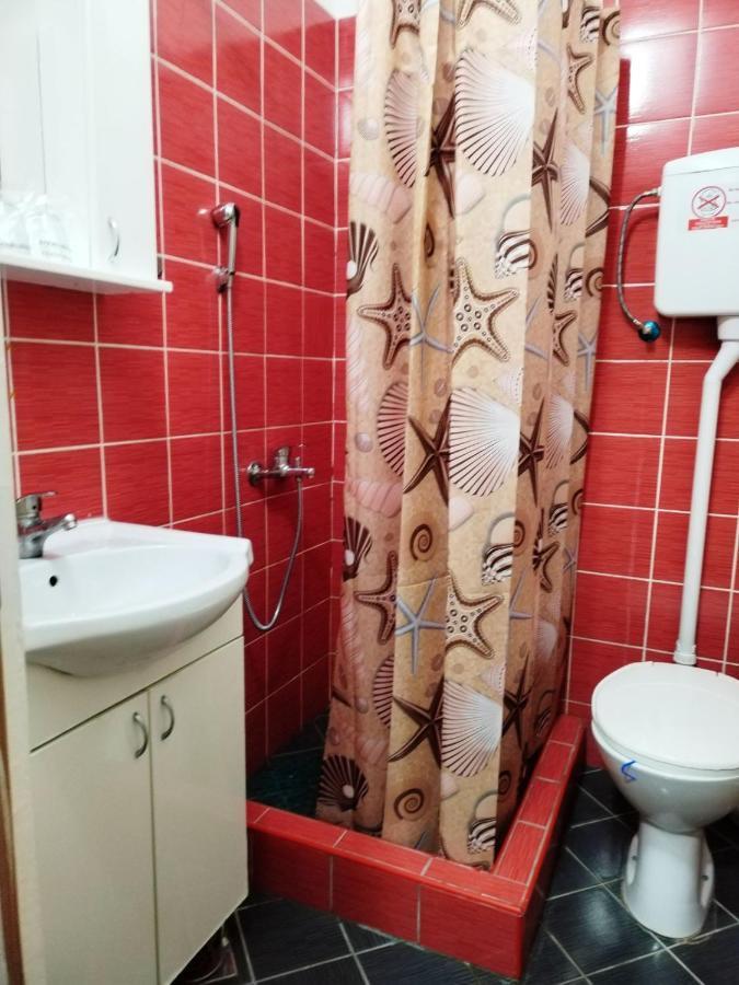 Fun Rooms Sobe Prenociste Borca Dış mekan fotoğraf